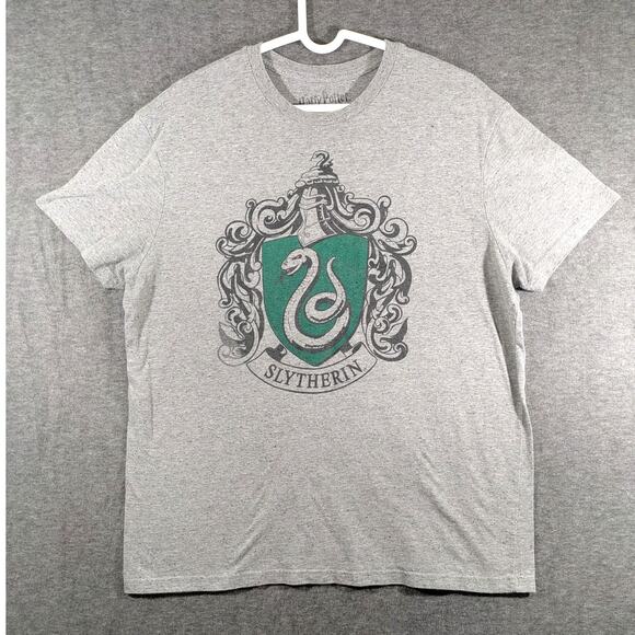Warner Bros. Other - Harry Potter Men's Grey‎ Slytherin Graphic T-Shirt Size XL